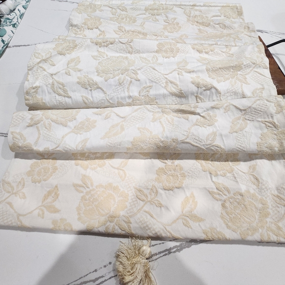 2nd set Pottery Barn Ivory Jacquard Twin Duvet Cover & Sham & Roman Shade - Picture 9 of 9